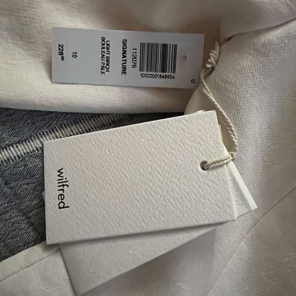 Wilfred by Aritzia Blazer - Picture 6 of 6